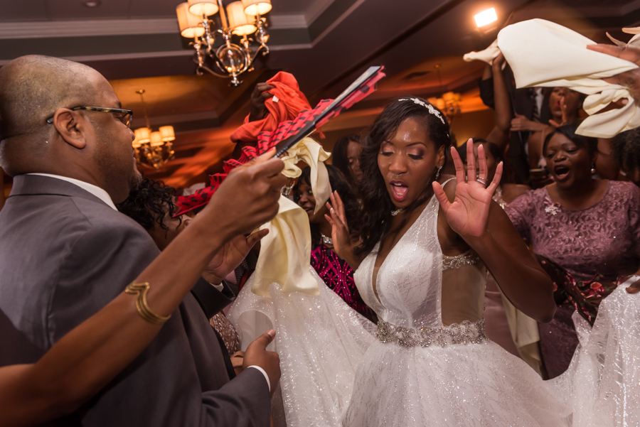 westin-philadelphia-weddings-candid-wedding -photography