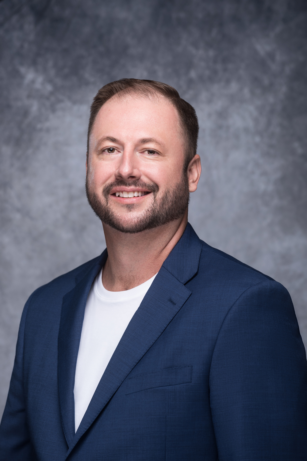 medical-suppily-sales-headshots-men