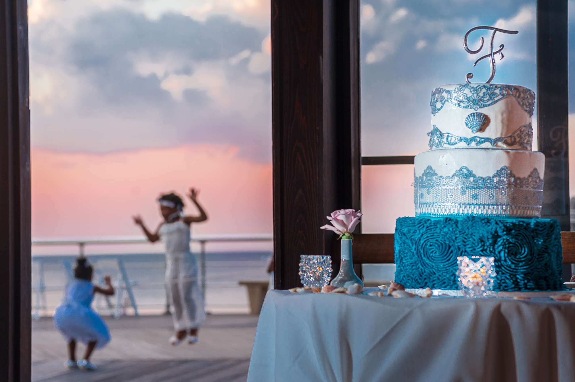 beach-wedding-cake-destination-wedding